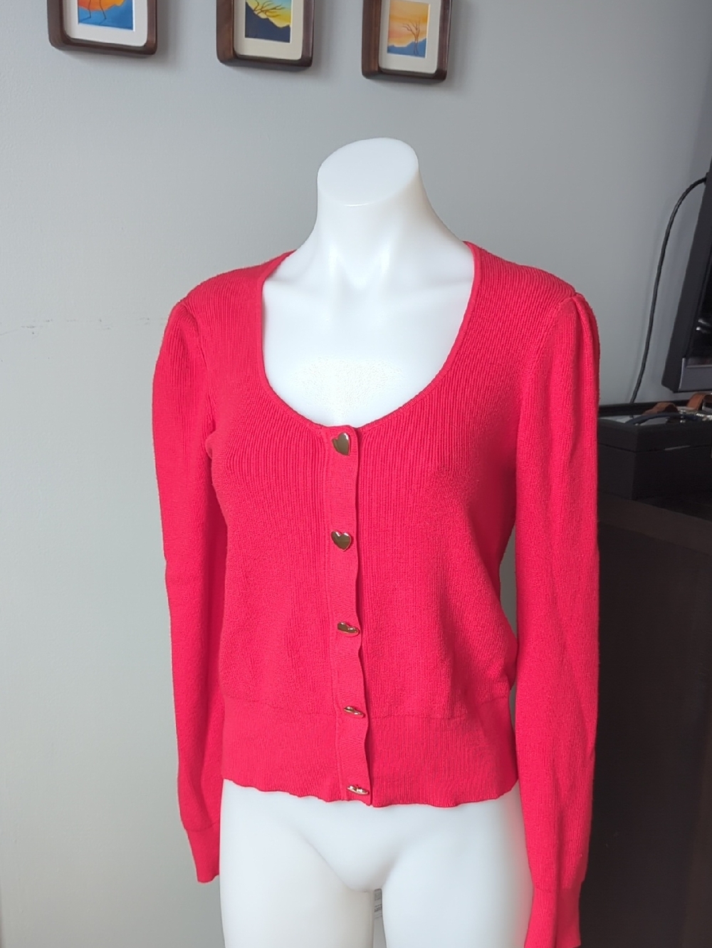 Women's Marled Heart-Button Sweater-sz Medium